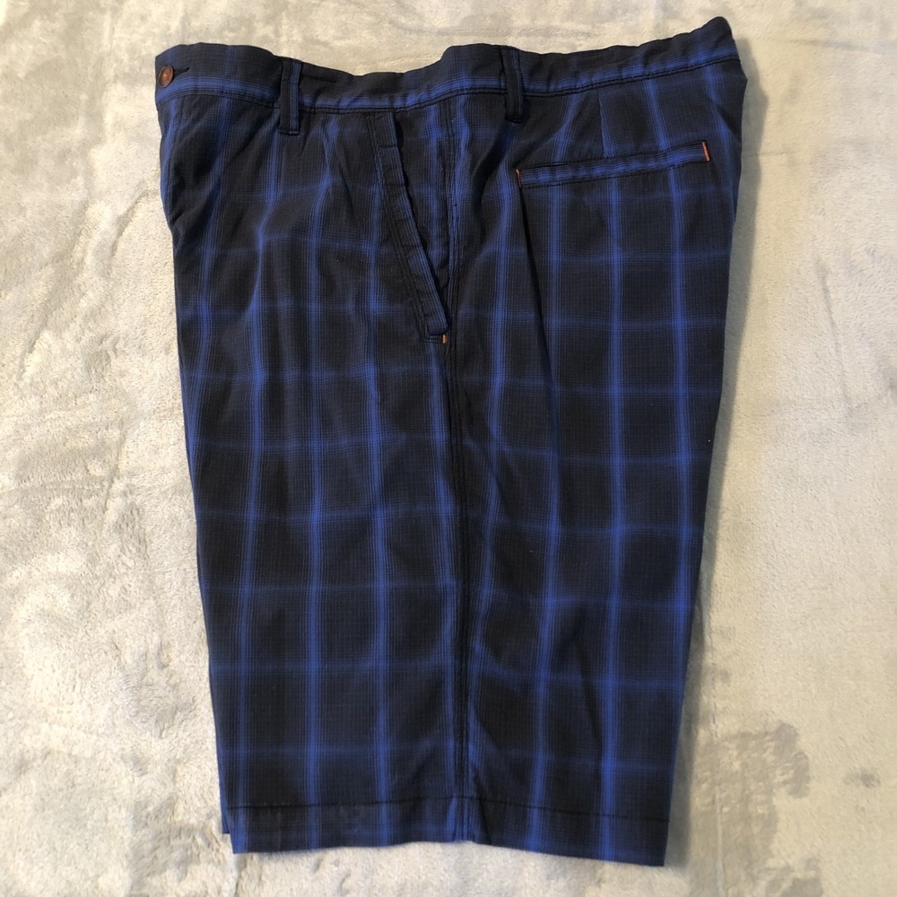 Tommy‎ Bahama Paradise Tech Shorts Mens 35 Blue Plaid Nylon Spandex Golf *Stains - Picture 10 of 16